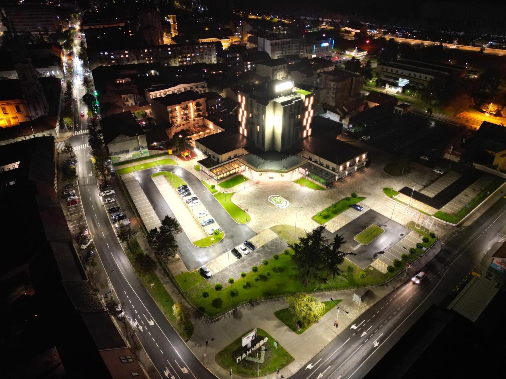 Hotel Tamis & Spa Pančevo Exteriér fotografie