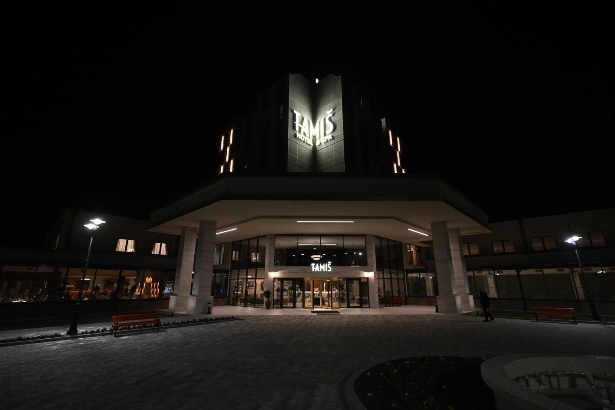 Hotel Tamis & Spa Pančevo Exteriér fotografie
