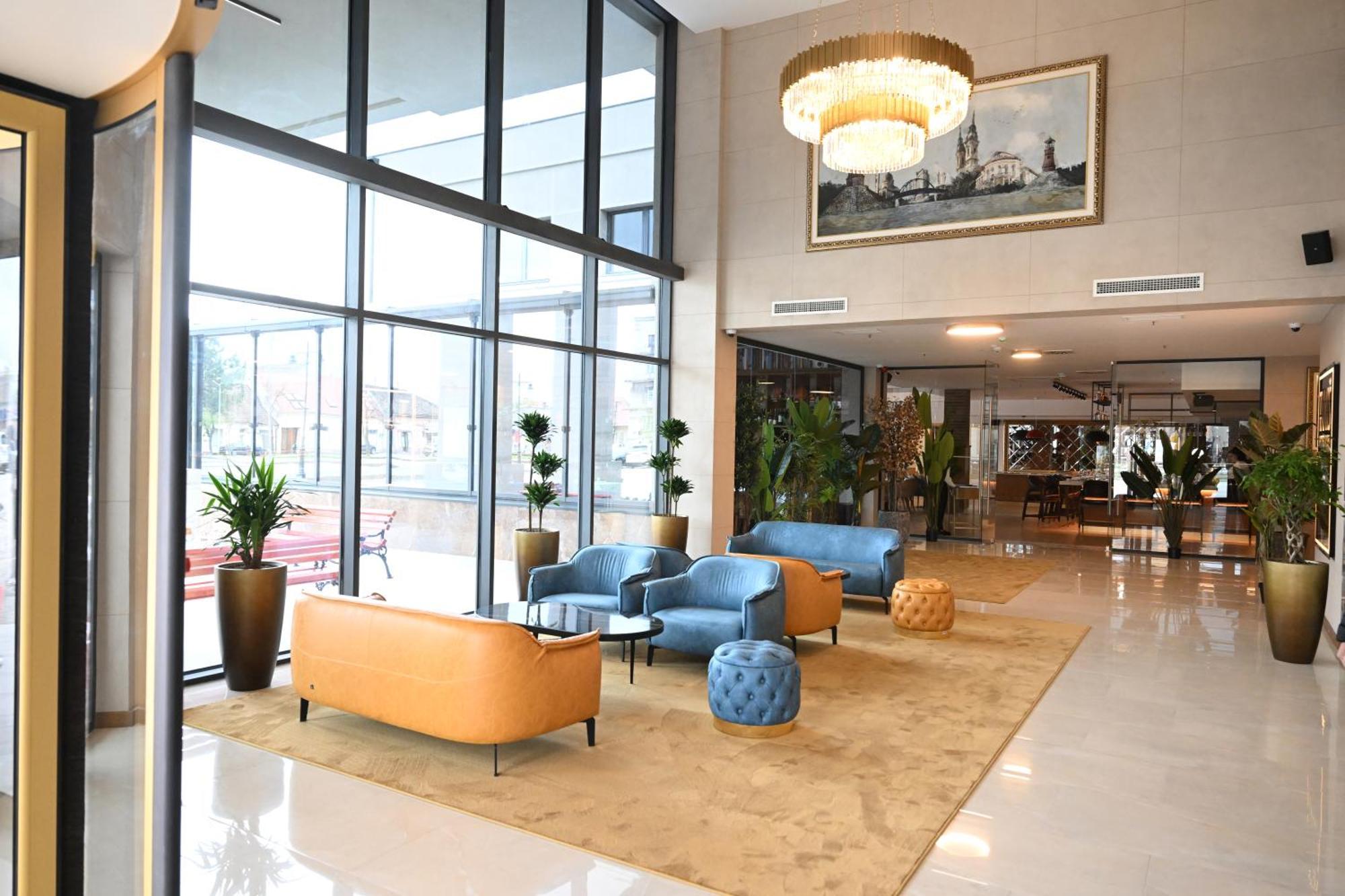 Hotel Tamis & Spa Pančevo Exteriér fotografie